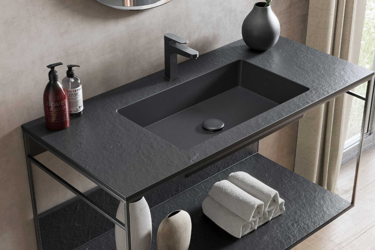 Trzy sposoby na połączenie czerni w łazience