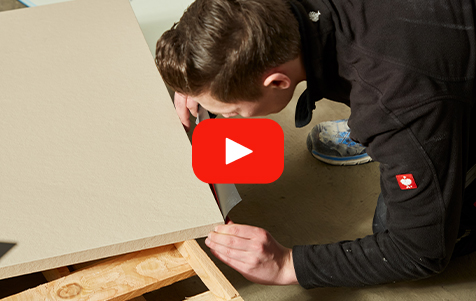 ¿Cómo se instalan los platos de ducha?