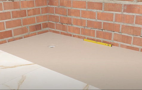 Instalación Encastrada Plato de ducha y Panel